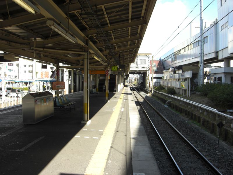ＪＲ都賀駅ホーム